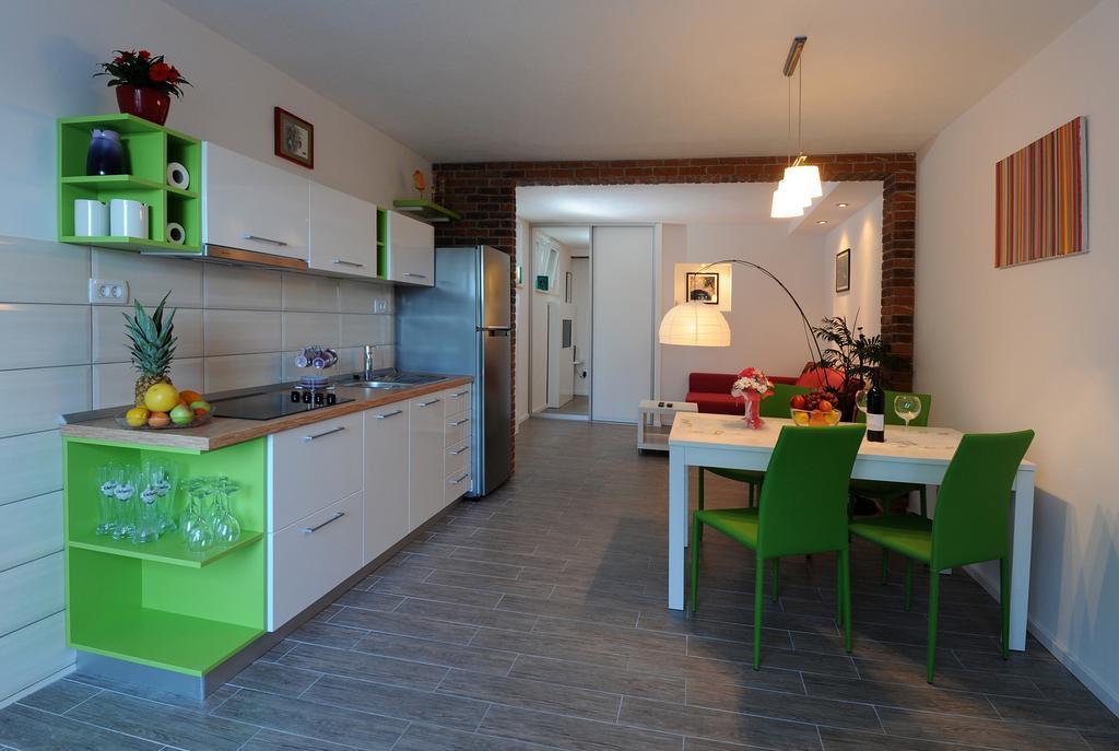 Apartment Outlet Split Pokoj fotografie